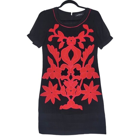 Daforlyn Dresses & Skirts - Daforlyn 100% Silk Mini Dress Size XS Black Red Floral Applique Semi Sheer Artsy